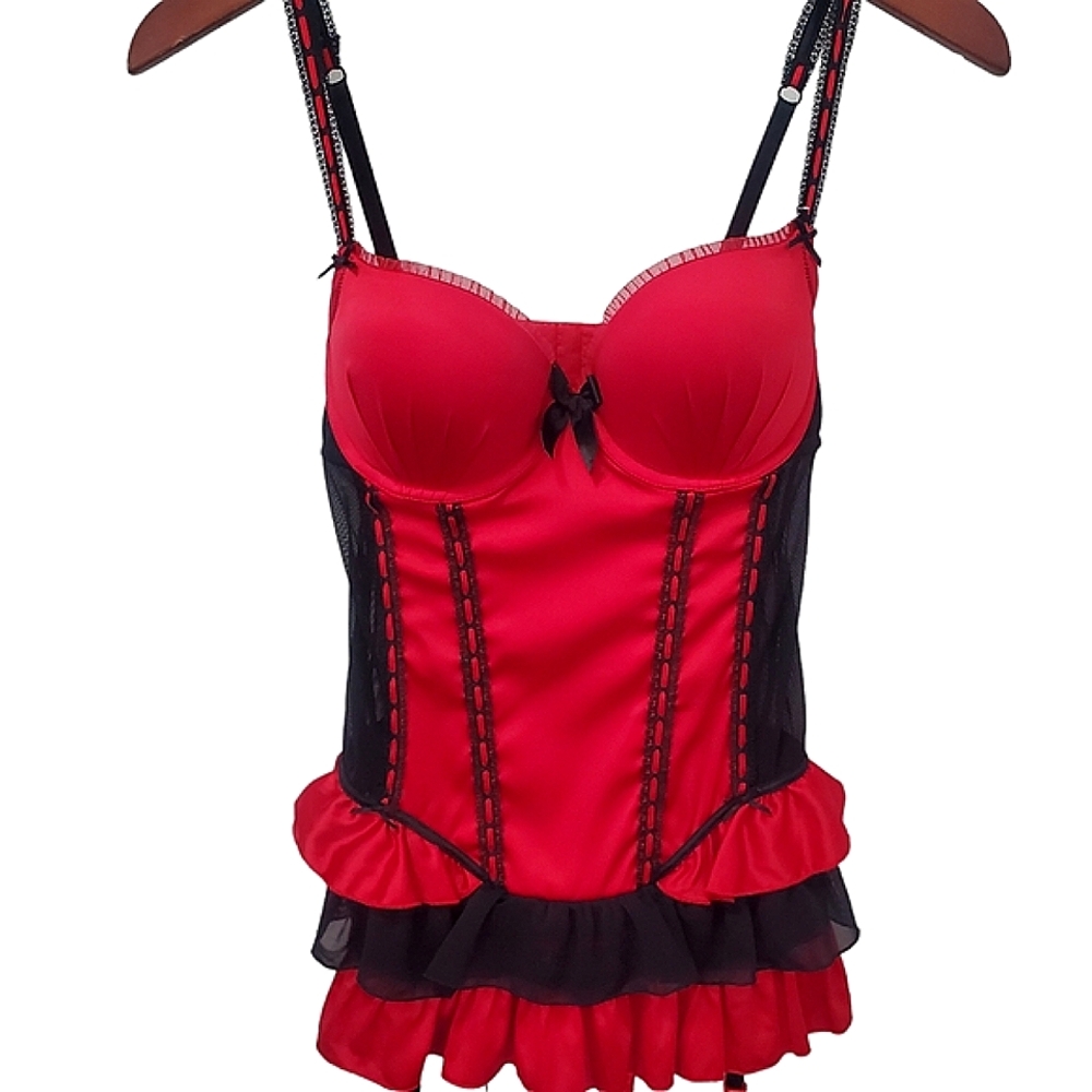 La Senza Red Satin Linergie Set in Size Small NWT
